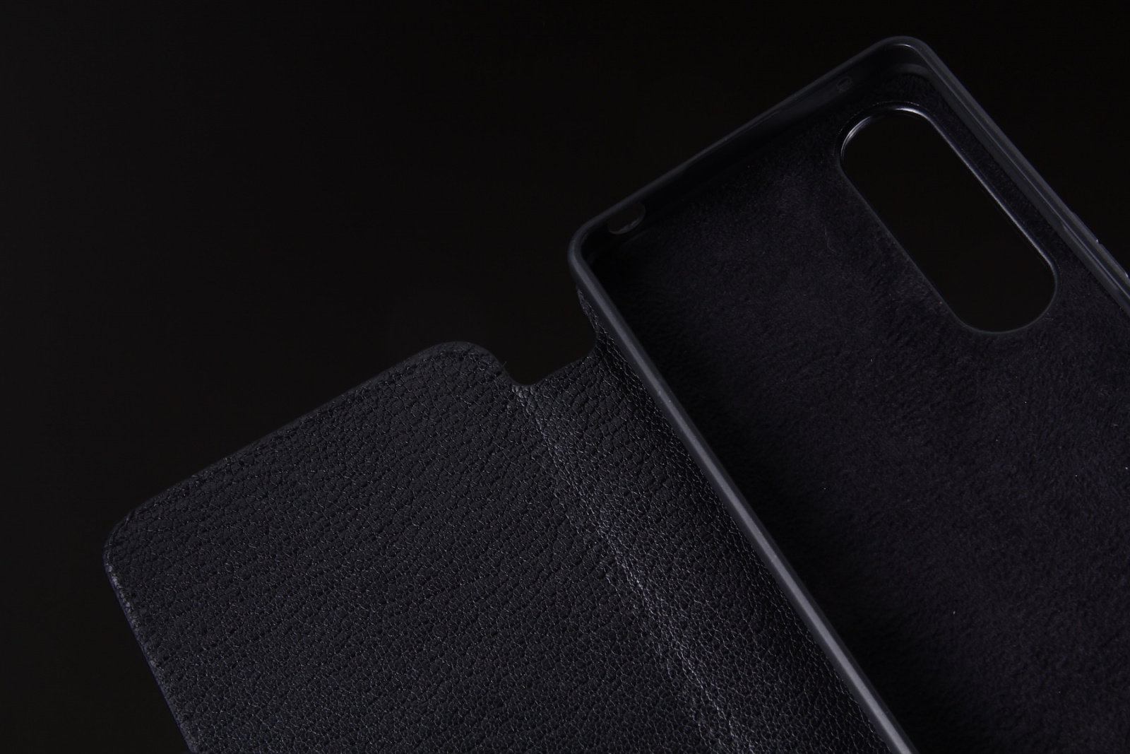 Чехол-книжка для iPhone/Samsung/Sony/Honor из кожи крокодила Kansory