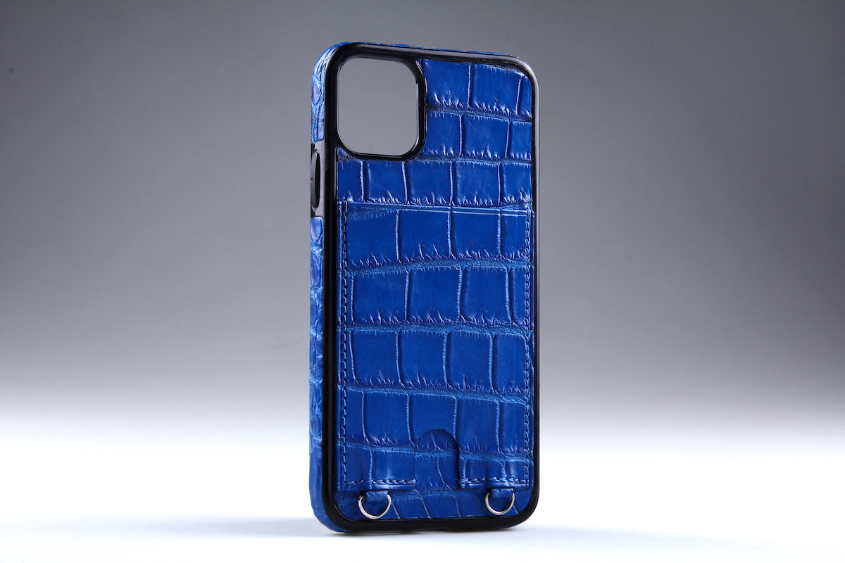 Чехол на любую модель iPhone из кожи крокодила