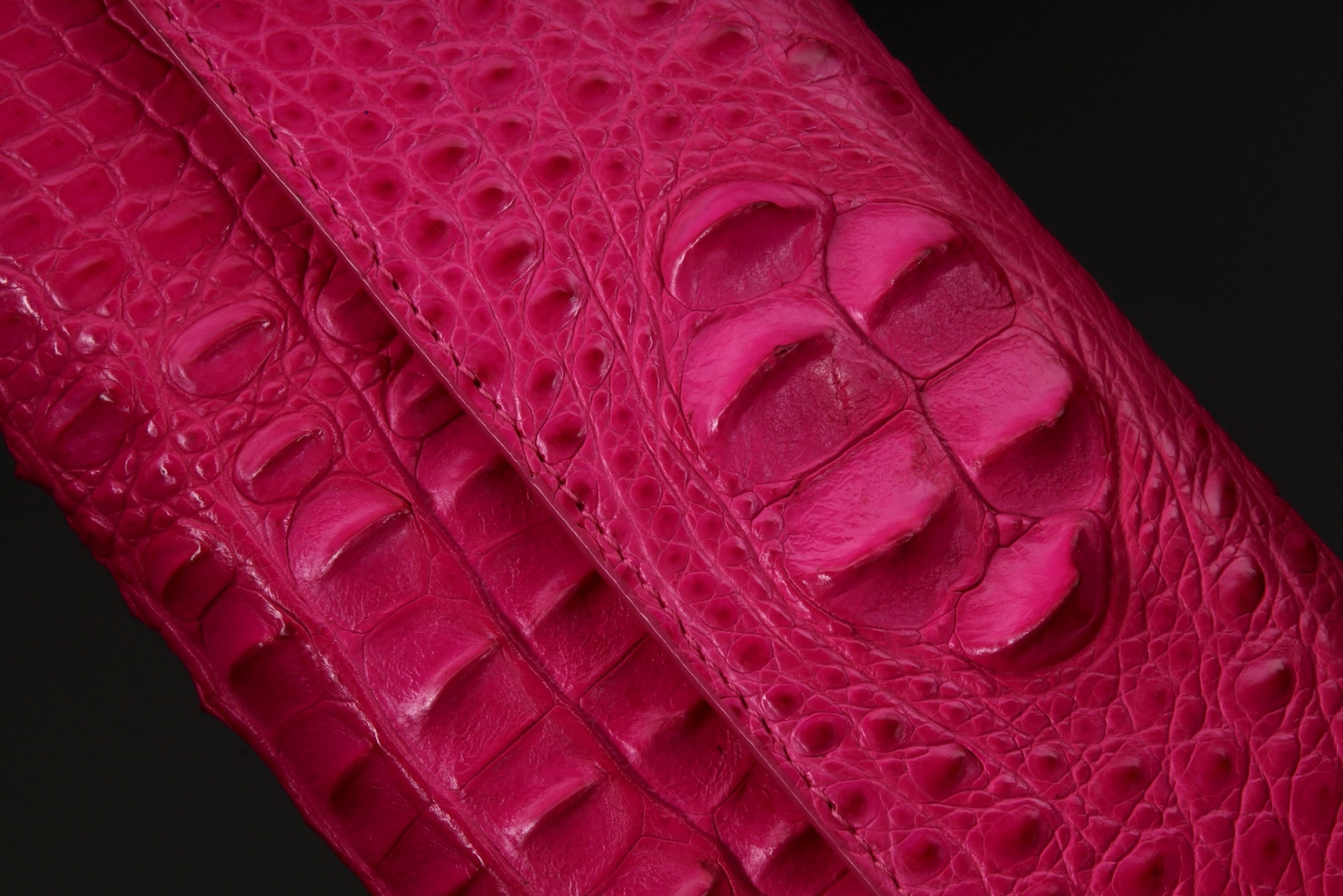 Сумка-клатч из кожи крокодила