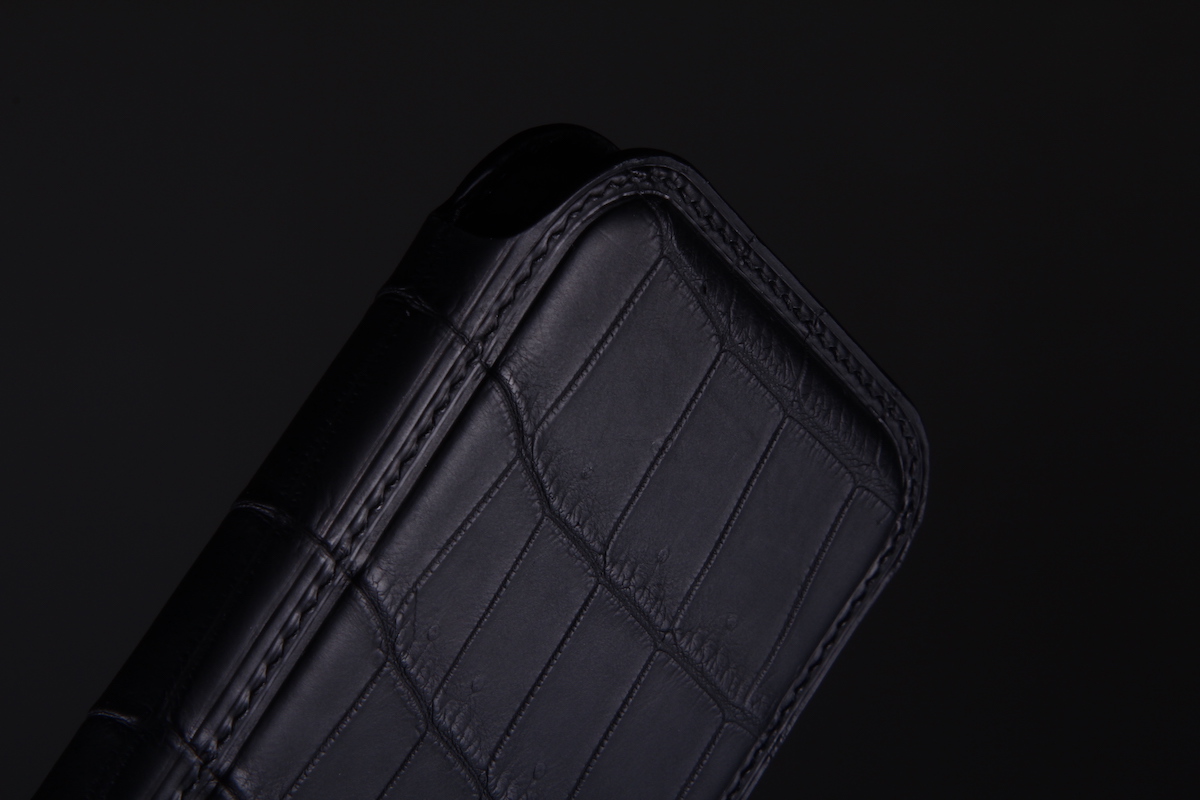 Чехол-книжка для iPhone/Samsung/Sony/Honor из кожи крокодила Kansory