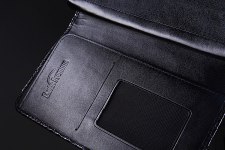 Кошелек из кожи питона