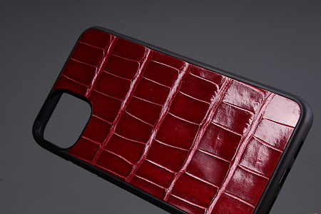 Чехол на любую модель iPhone из кожи крокодила
