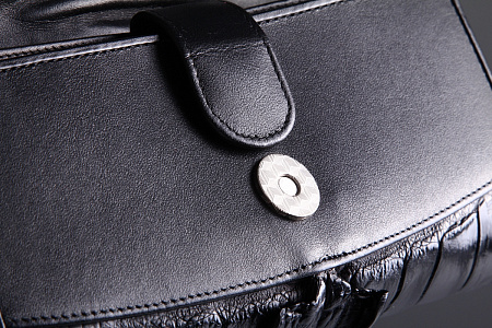 Кошелек женский из кожи крокодила