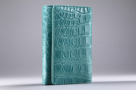 Кошелек из кожи крокодила
