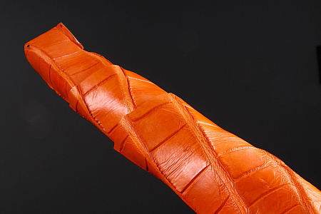 Хвост крокодила, кусок, длина 35-45 см