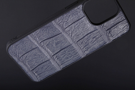 Чехол на любую модель iPhone из кожи крокодила