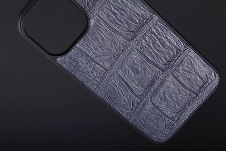 Чехол на любую модель iPhone из кожи крокодила