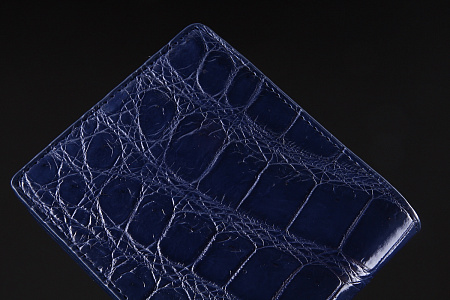 Бумажник из кожи крокодила