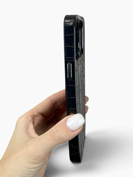 Чехол на любую модель iPhone из кожи крокодила