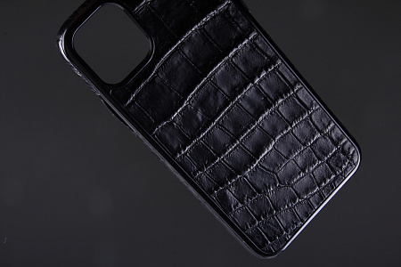 Чехол на любую модель iPhone из кожи крокодила
