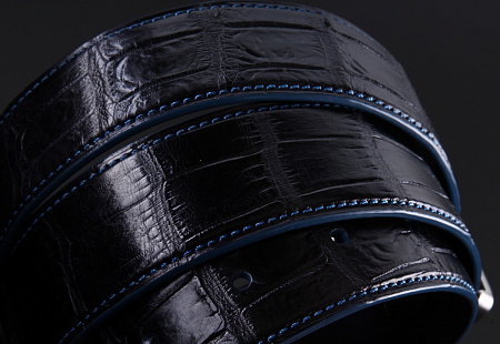 Ремень из кожи крокодила Kansory, с пряжкой из титана
